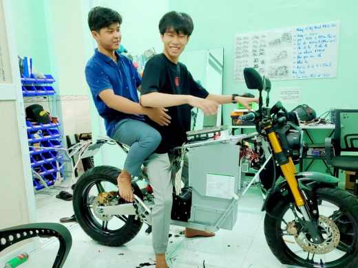 CB150电动摩托车结构缩略图