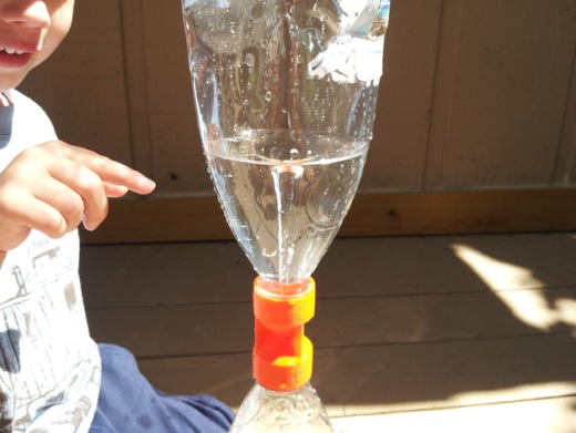 瓶中水漩涡生成器缩略图
