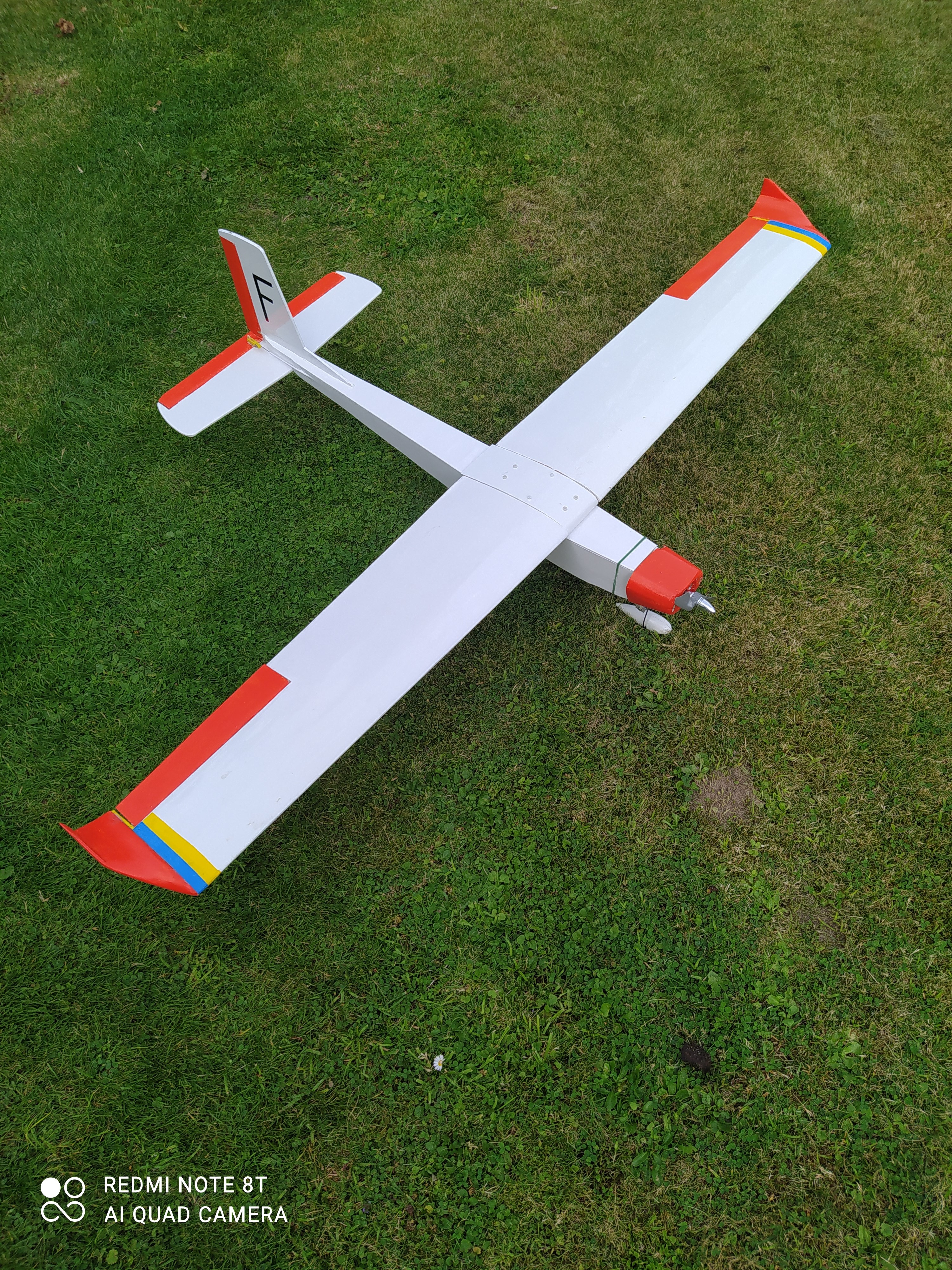 RC-Modell WF74航模飞机
