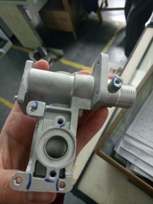 BLF8-01-1阀体加工工装缩略图