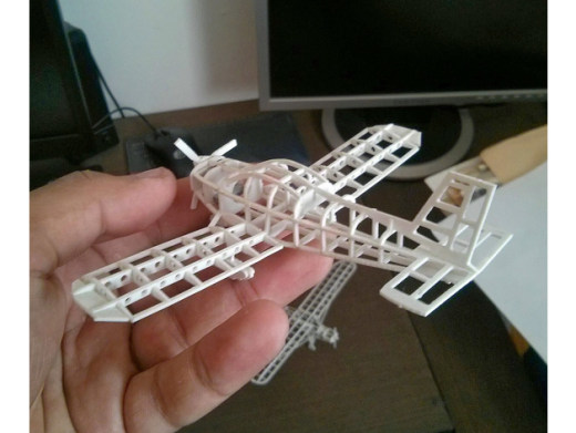 Zlin Z-242飞行比例模型激光雕刻图缩略图