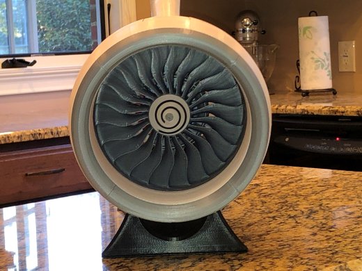 航空涡轮发动机缩略图