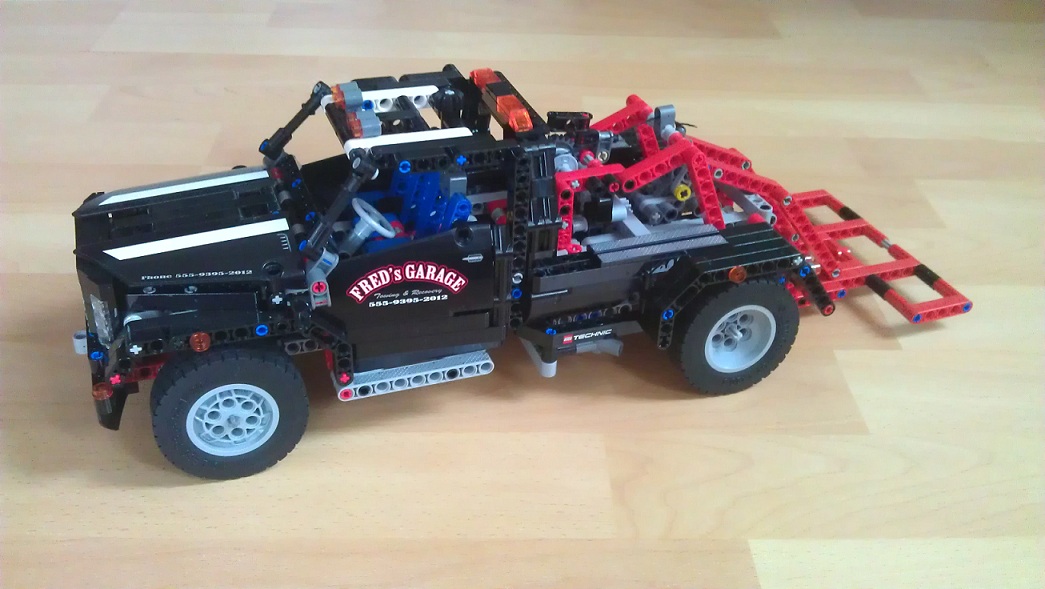 乐高LEGO机械组系列9395皮卡牵引卡车