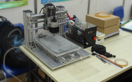 cnc-迷你数控机床雕刻机（第二代）缩略图