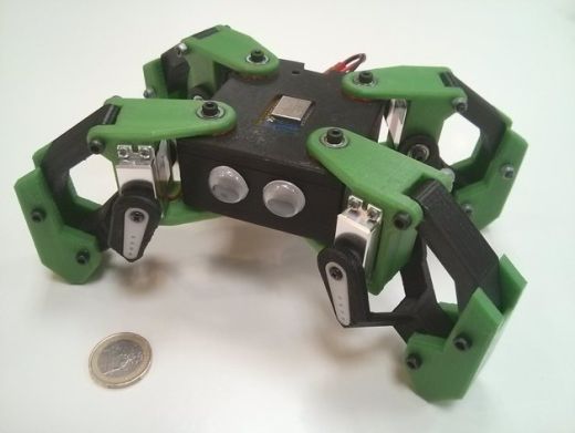 小巧的四足行走机器人小玩具3D打印图纸 STL格式 附开源控制代码缩略图