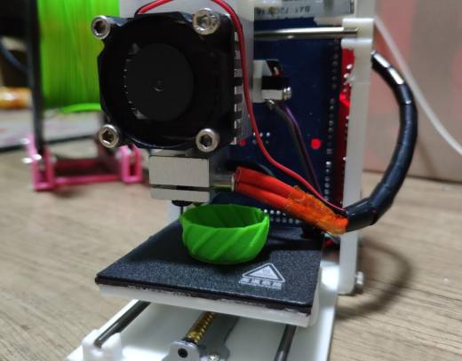 mini one pocket迷你3D打印机缩略图