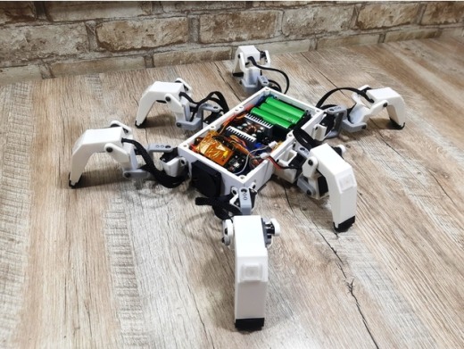 六足行走机器人 Tishka缩略图