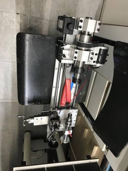 小型车床结构缩略图