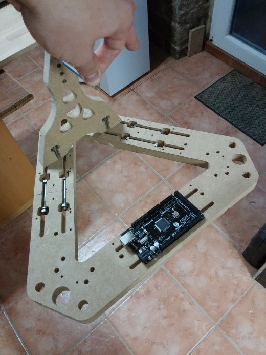 Deltabot三角3D打印机缩略图