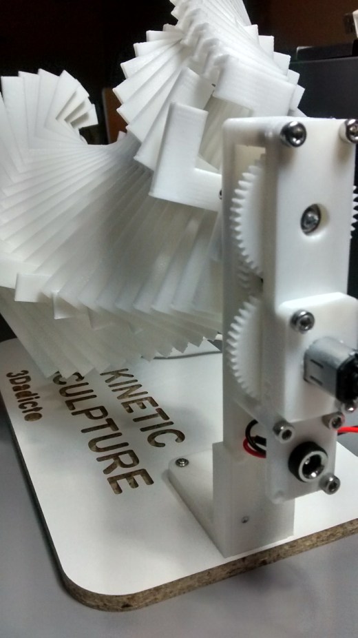 Kinetic Sculpture动态美机械摆件缩略图