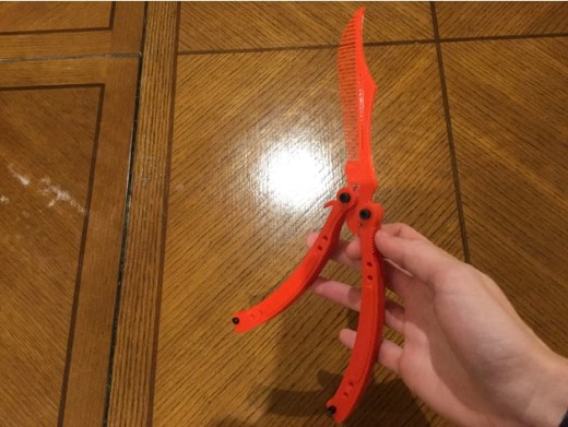 CSGO玩具蝴蝶刀缩略图
