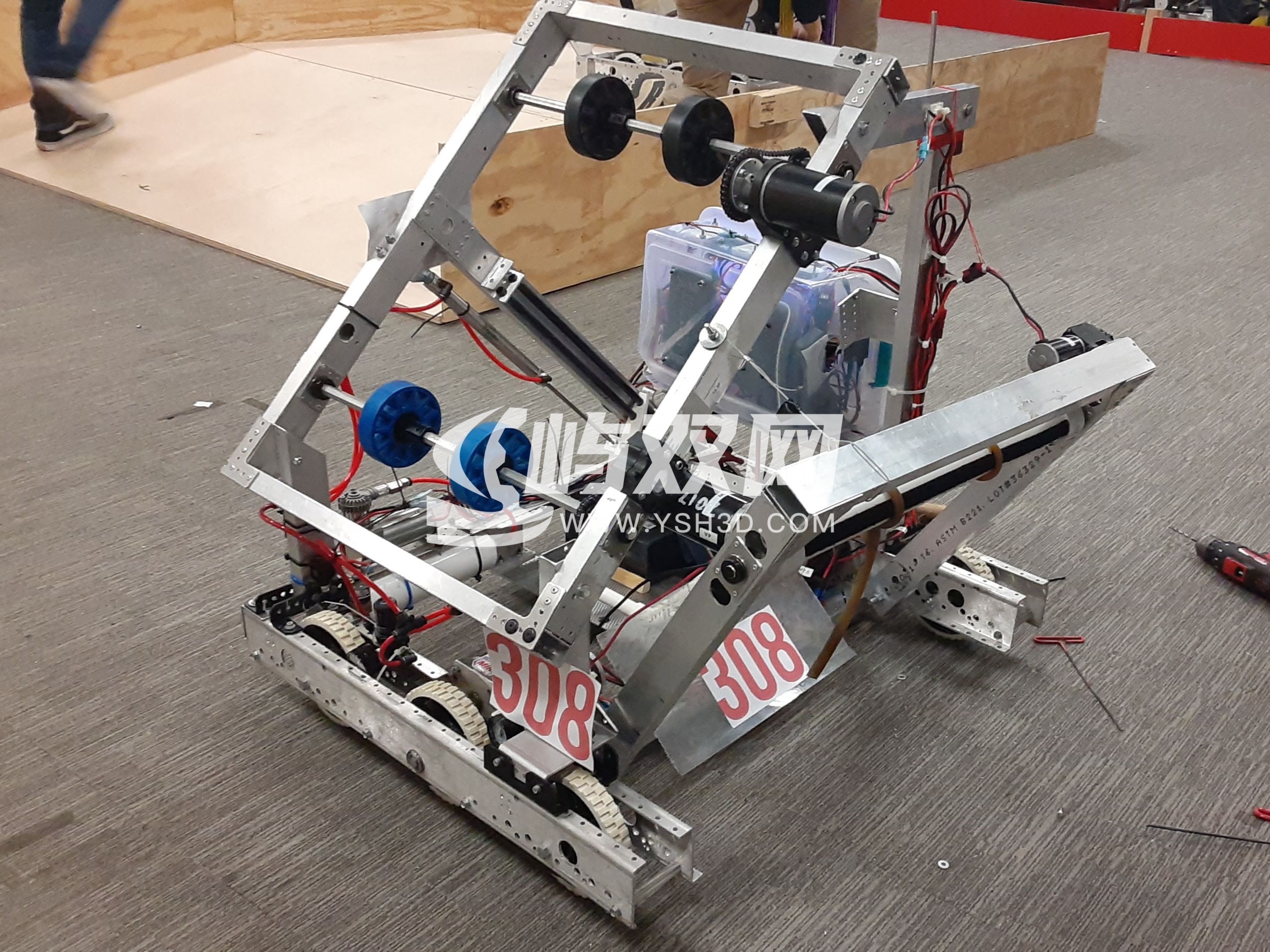 机器人比赛小车