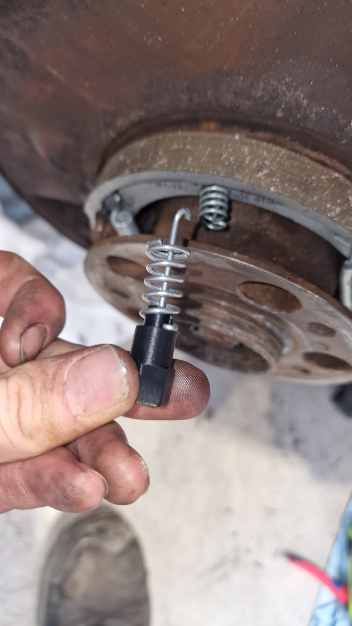 梅赛德斯-奔驰 112 589 09 61 00