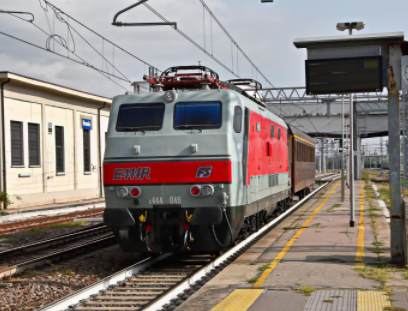 FS E444R型铁路机车