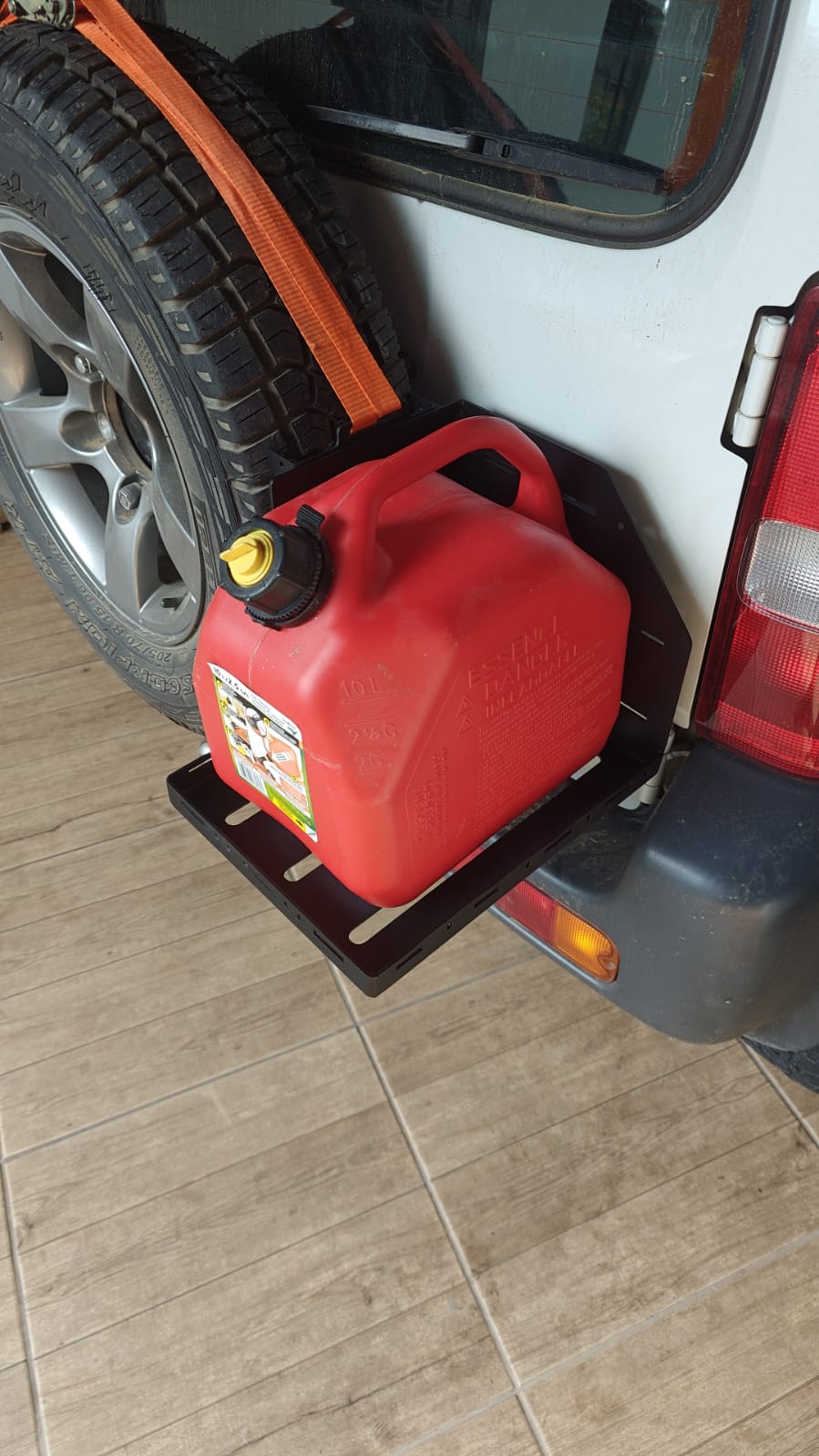 吉姆尼杰瑞罐架