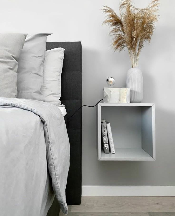 极简浮动床墙柜