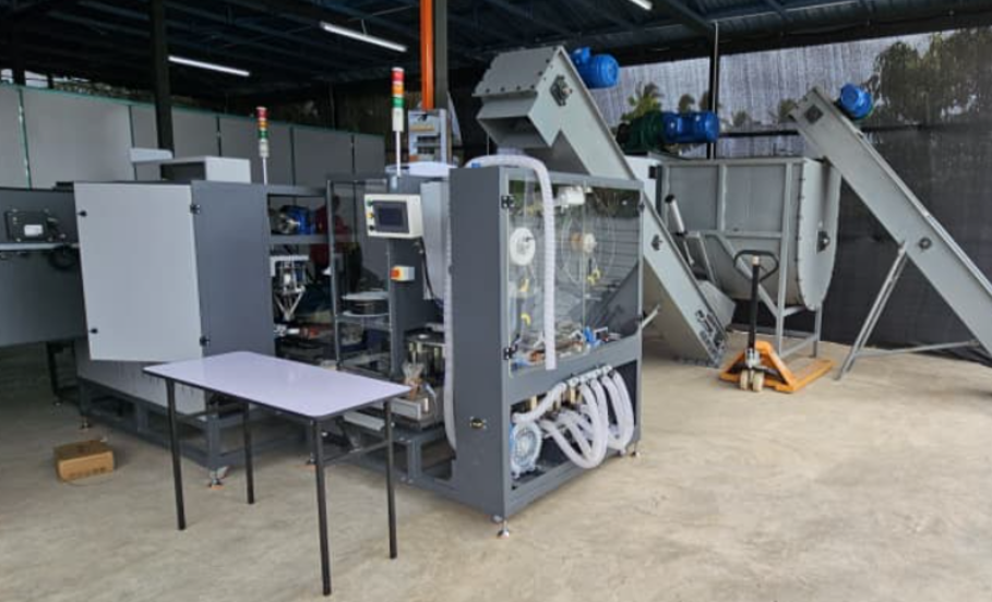 蘑菇基质套袋机