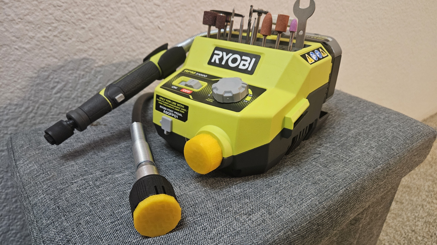 Ryobi 18v 旋转盖
