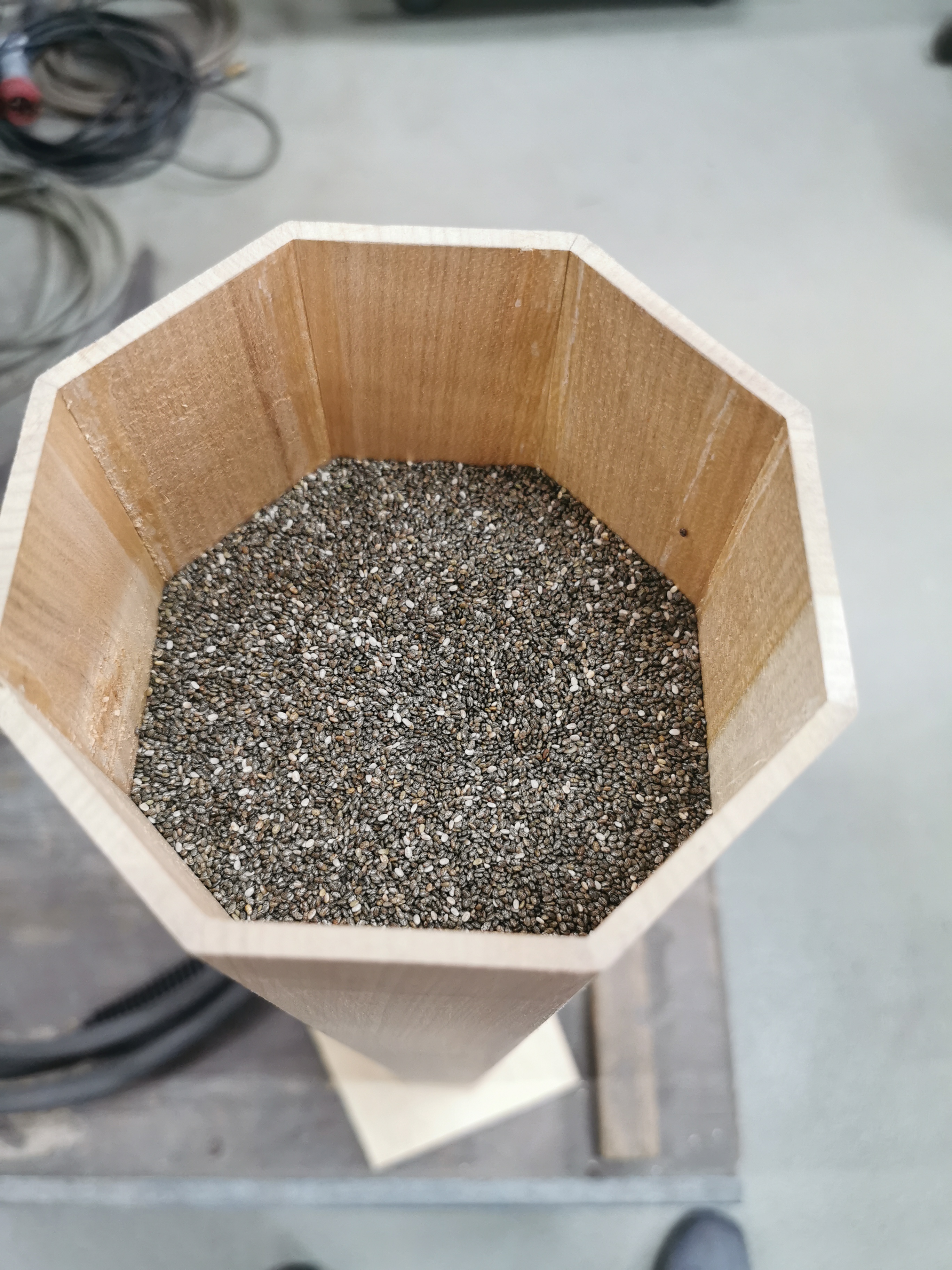 雨树 - 木质放松器具