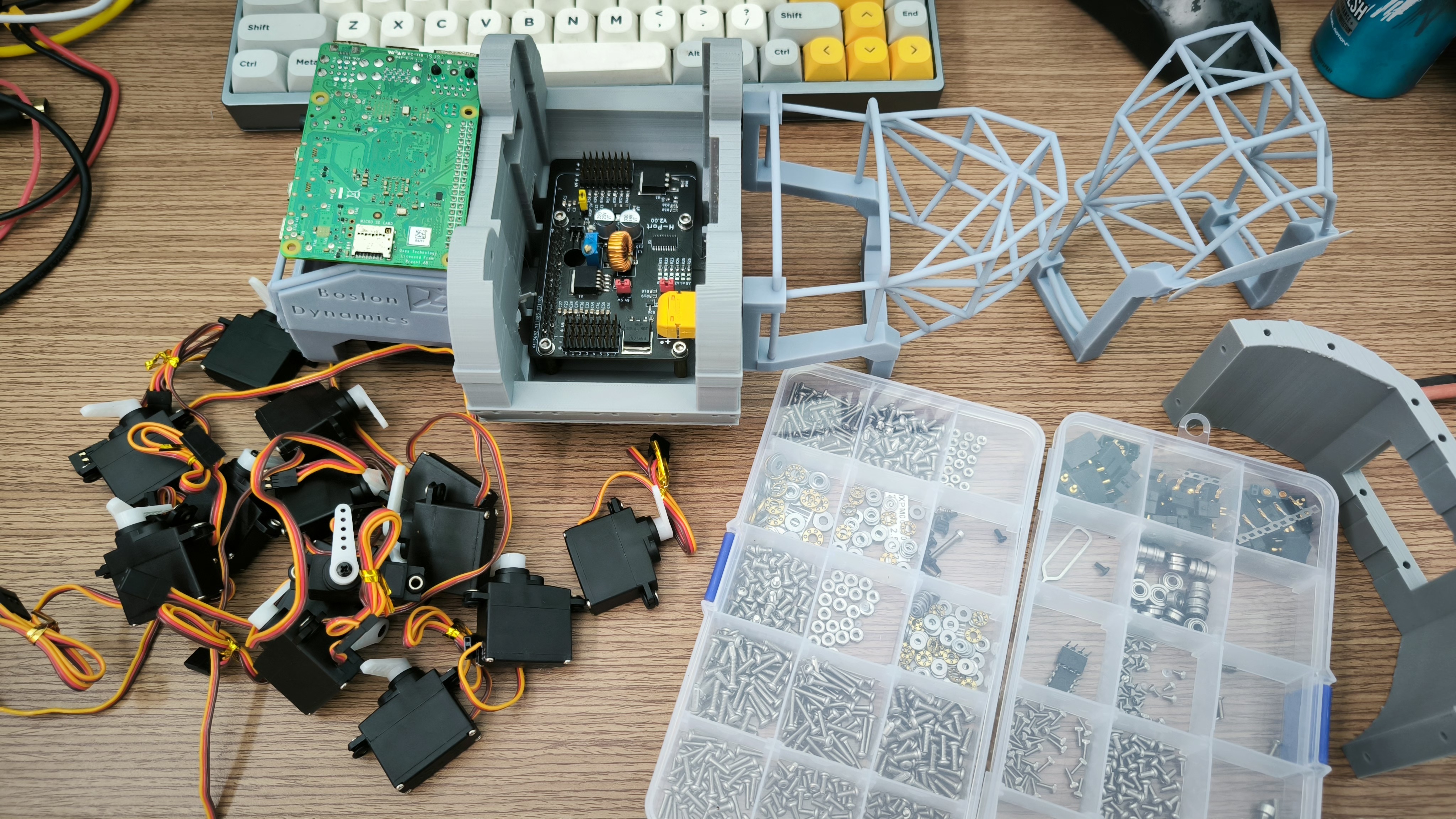 迷你机器狗波士顿动力 LS3”