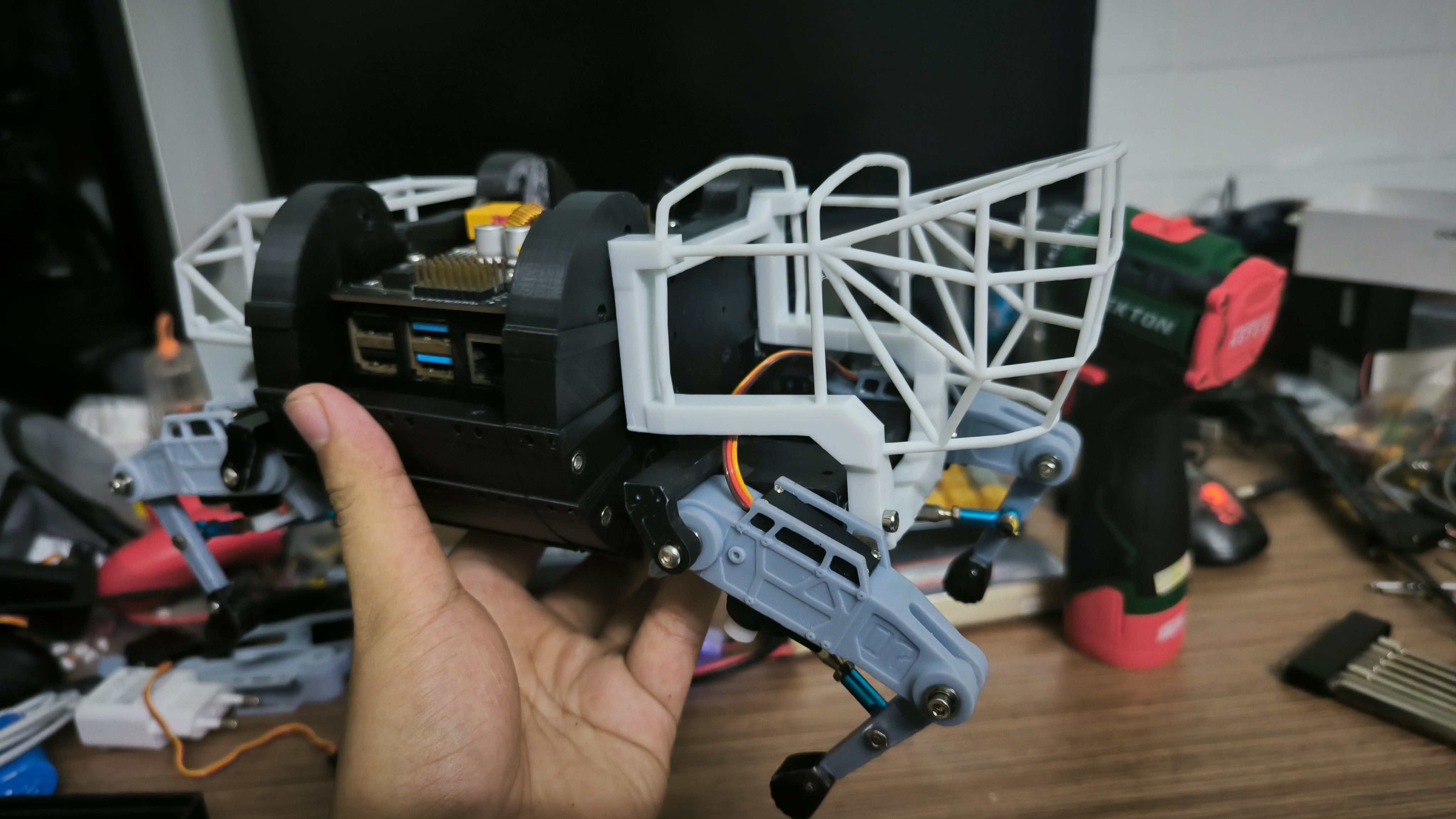 迷你机器狗波士顿动力 LS3”