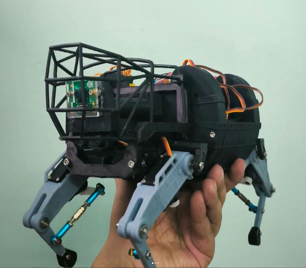 迷你机器狗波士顿动力 LS3”