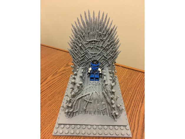 权力的游戏铁王座模型 Iron_Throne_with_lego_addons